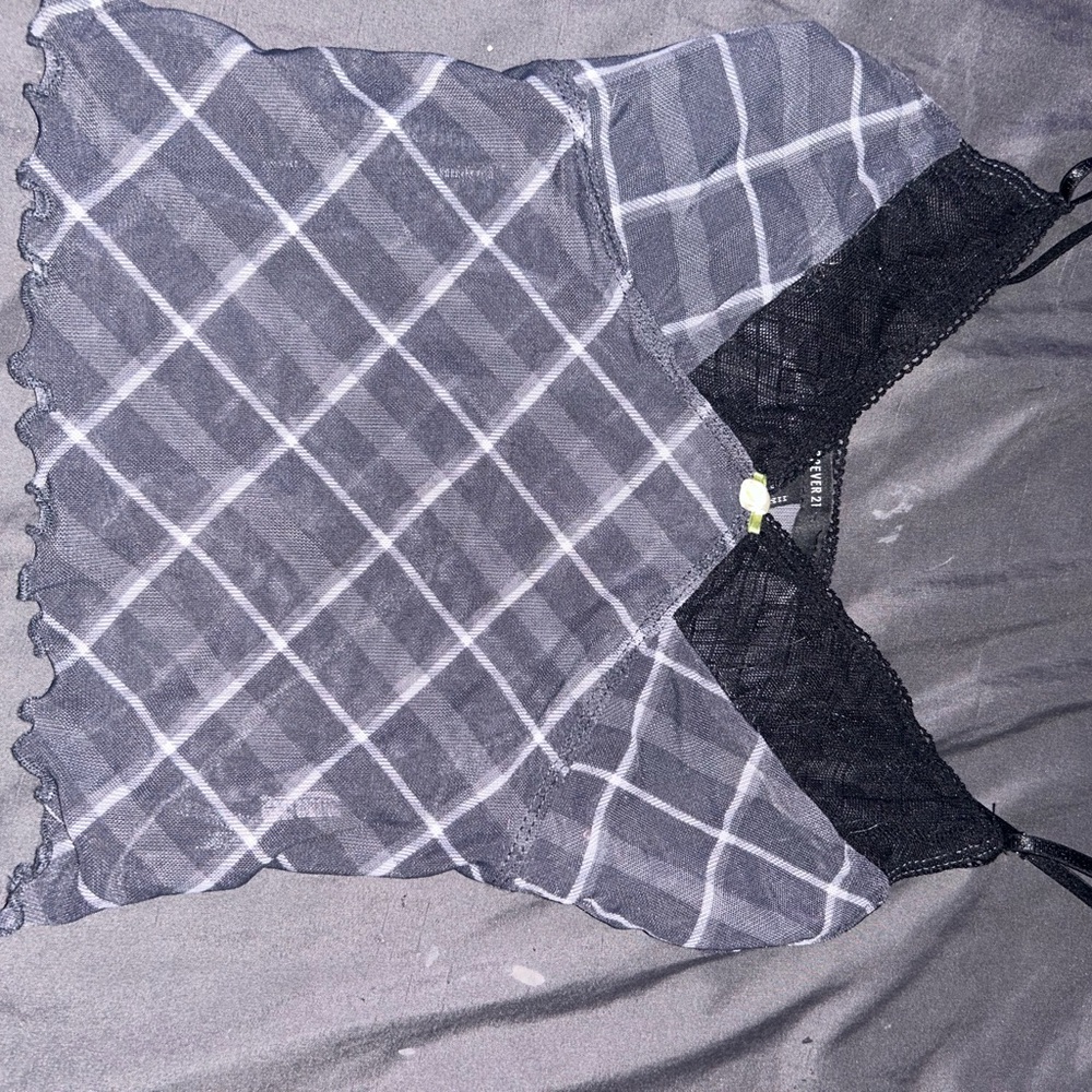 Forever 21 Black and Gray Plaid Crop Top - Picture 1 of 3